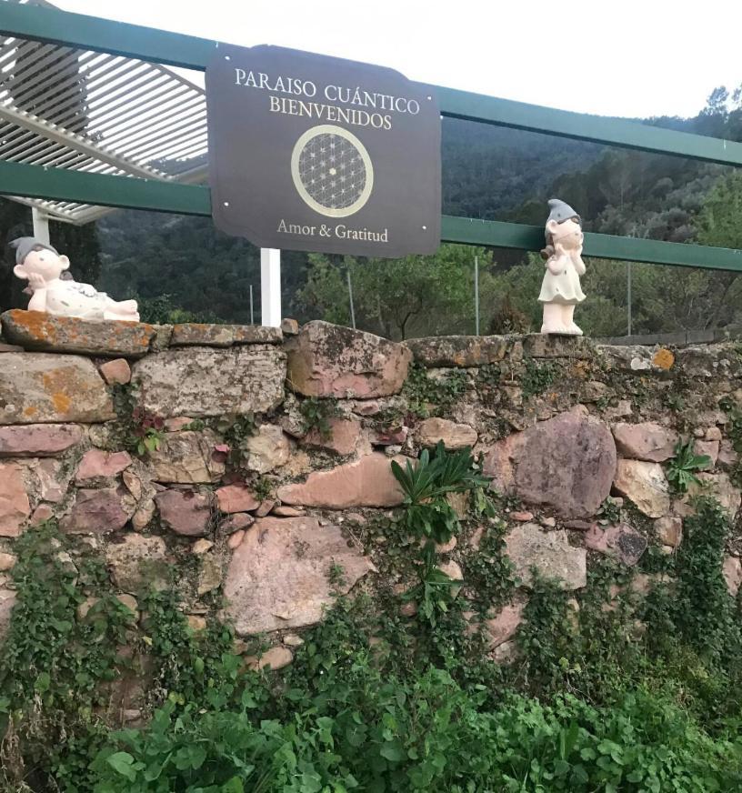 Paraiso Cuantico Eslida Kültér fotó